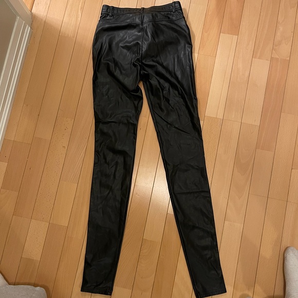 Wilfred Black Leather Pants - size 6 - Picture 2 of 3